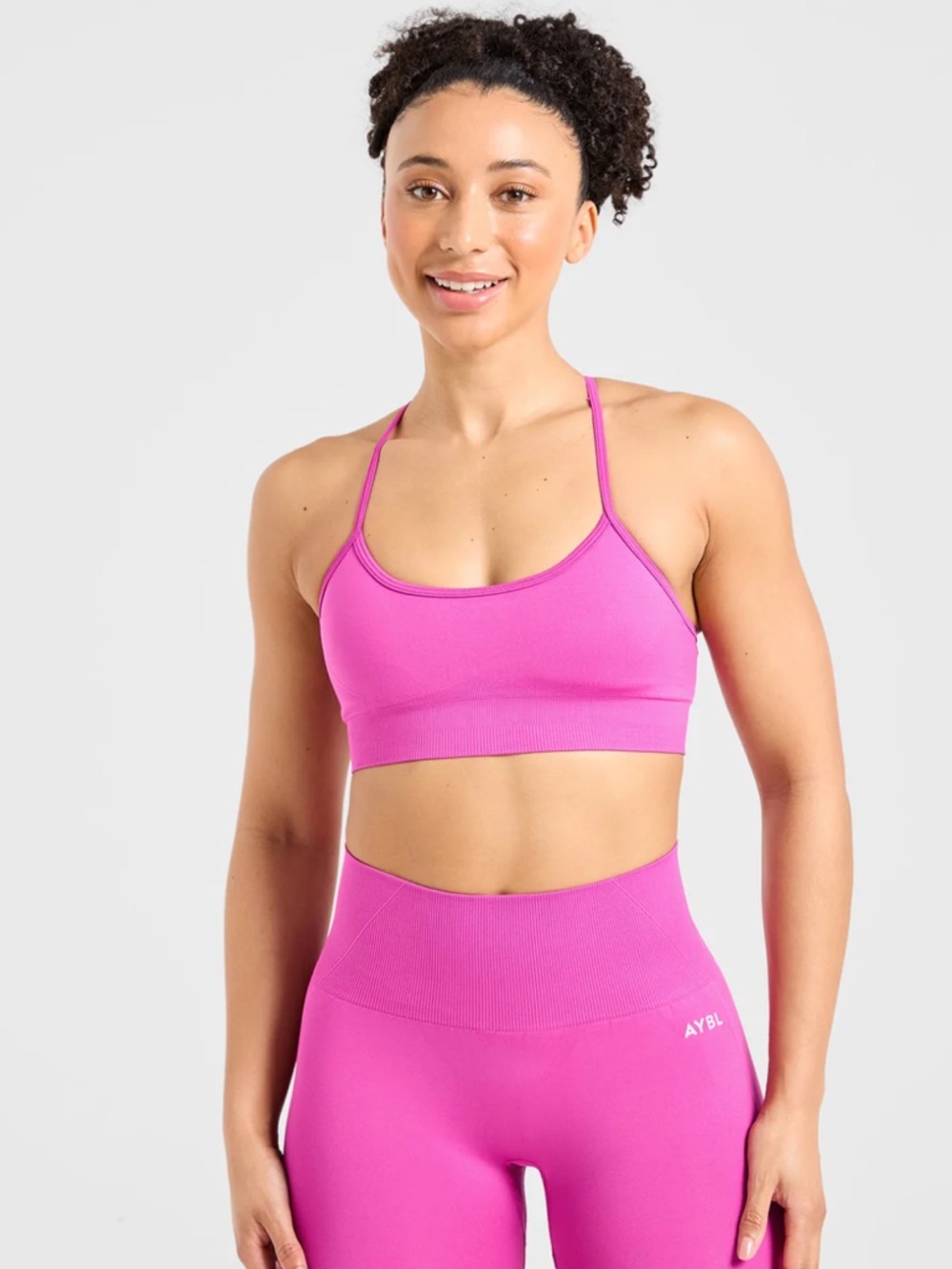AYBL EMPOWER SEAMLESS SPORTS BRA
Magenta Medium NWT